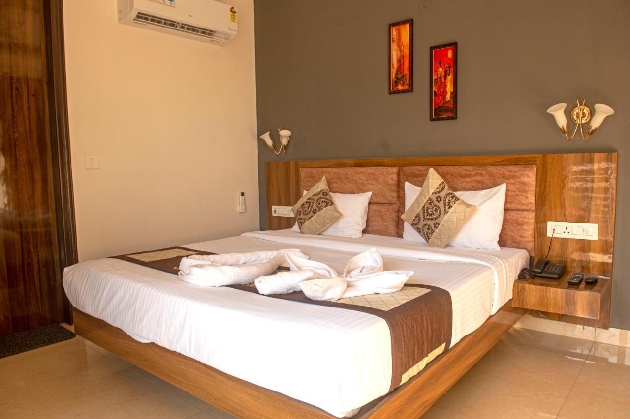 Posh Residency Huda City Center גורגאון מראה חיצוני תמונה